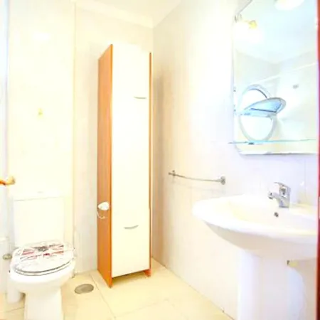2 Bedrooms With Shared Pool Enclosed Garden And Wifi At Santa Cruz De Tenerife 1 Km Away From The Beach Apartmán *