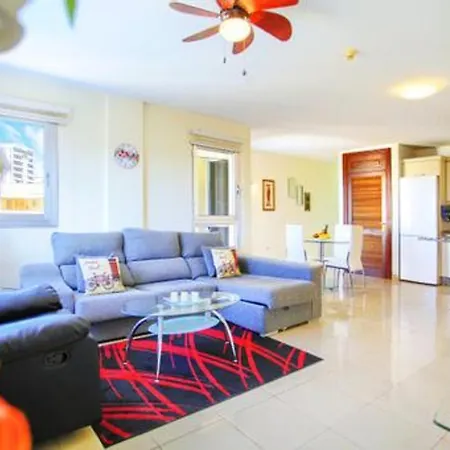 2 Bedrooms With Shared Pool Enclosed Garden And Wifi At Santa Cruz De Tenerife 1 Km Away From The Beach Appartement *