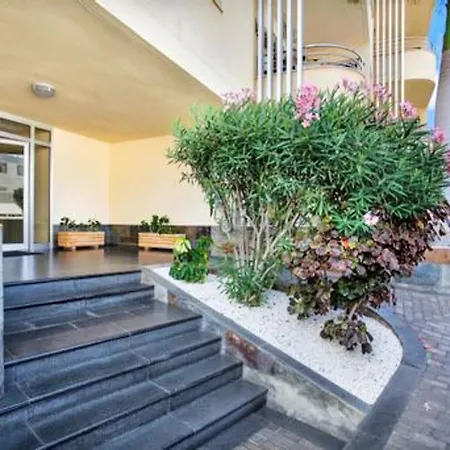 Apartment 2 Bedrooms With Shared Pool Enclosed Garden And Wifi At Santa Cruz De Tenerife 1 Km Away From The Beach *